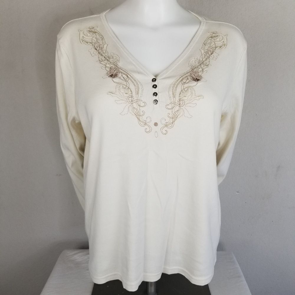 St. John's Bay‎ Ivory Colored V-Neck Embroidered Neckline Blouse Size XL